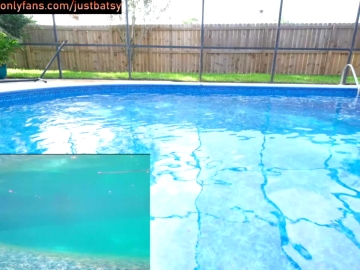 Batmansuperhero  15-08-2021 video squirtbig